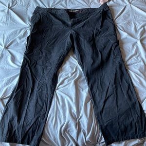 Dickies- Women's Plus Relaxed Cargo Pants, Rinsed Black